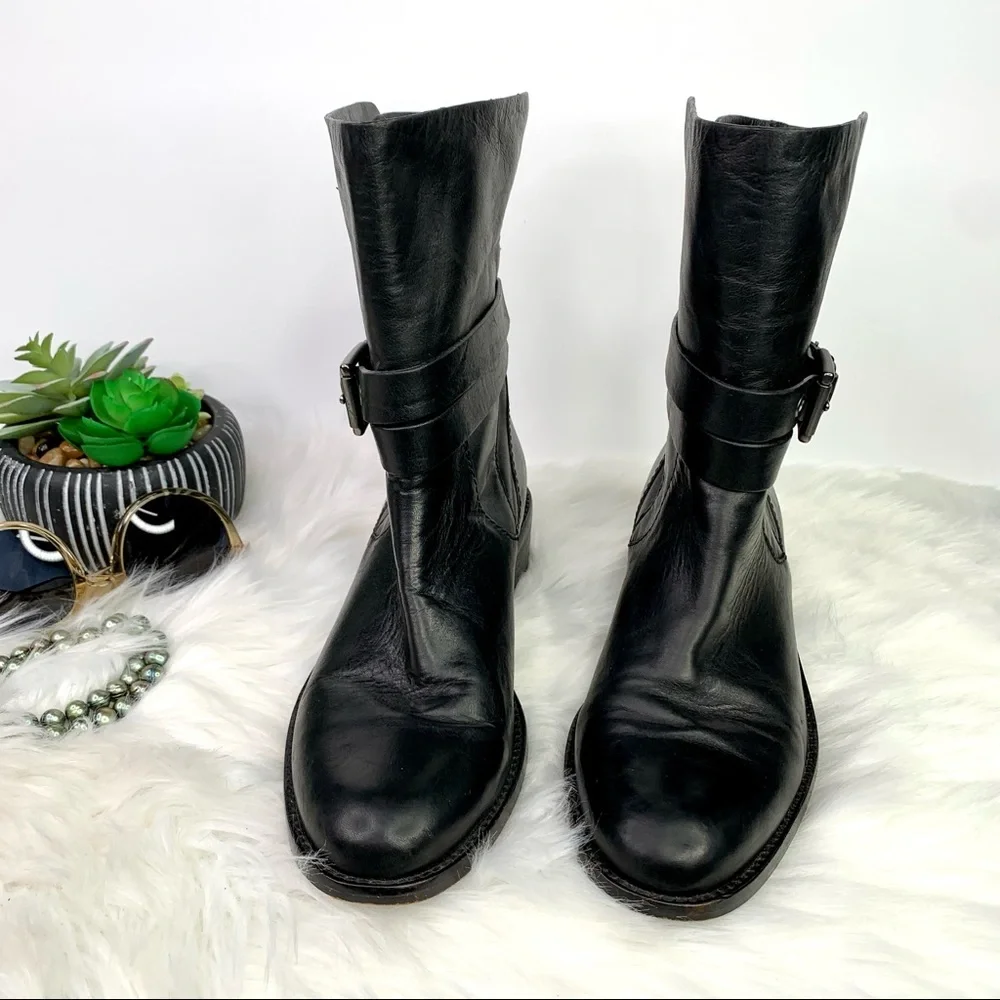 COACH Downtown Chic Luxury Minimalist Black Leather Jesika Moto Boot, 9B